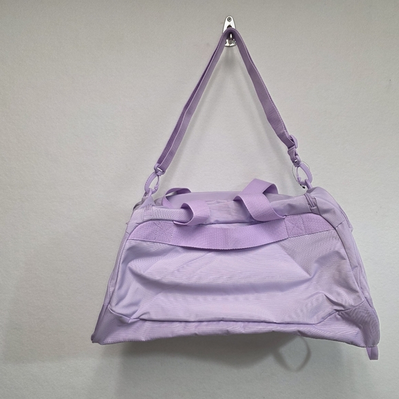 Adidas Defender 5 Small Duffle Bag In Powder Plum Purple. - Picture 12 of 13